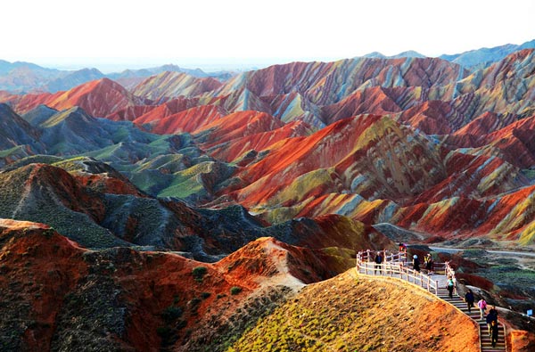 16-Zhangye-Danxia-Landform-China-great-atmosphere