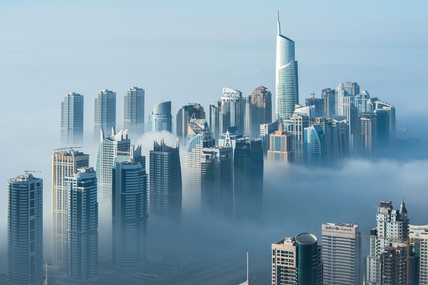 a-blaze-with-light-dubai-in-fog-sebastian-opitz-4