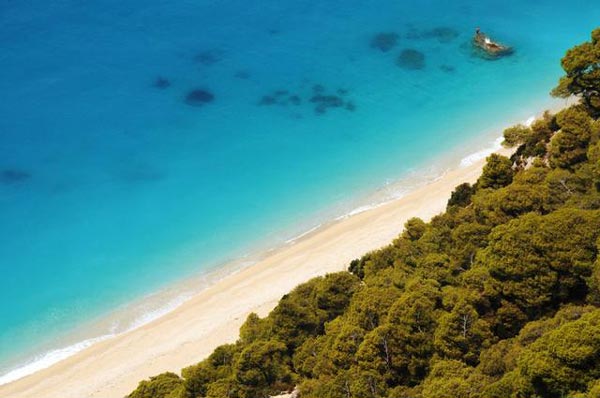 Egremni-Lefkada-hidden-beaches-16-travel-great-atmosphere