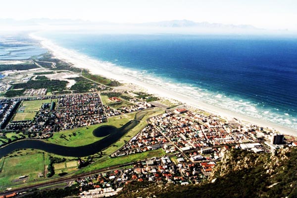 greatest-beaches-in-the-world-3-nature-landscapes-great-atmosphere