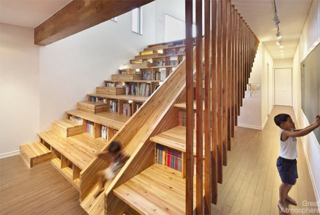 house-library-slide-by-Moon-Hoon-2-great-atmosphere-creative-photography
