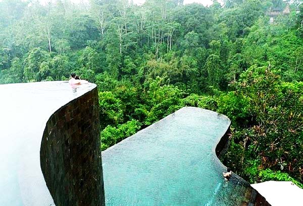 Impressive-pools-in-tropical-forest-2-Ubud-Hanging-Gardens-Hotel-Indonesia-Bali