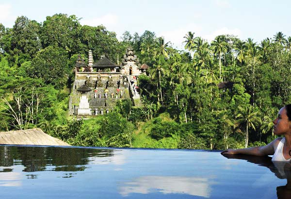 Impressive-pools-in-tropical-forest-5-great-atmosphere