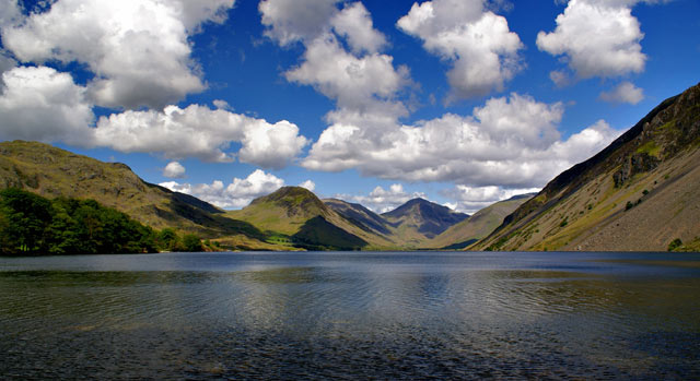 Lake-District-great-atmosphere-travel-destination-beautiful