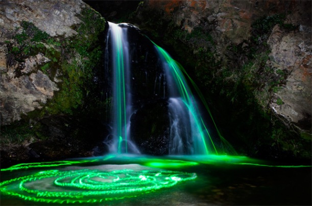 long-exposure-neon-waterfalls-photography-4-great-atmosphere-amazing-nature