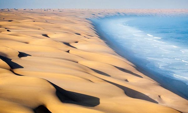 namibia-where-the-desert-meets-the-sea-1-great-atmosphere-travel-nature-photography