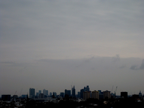 12-grey-uk-travel-vacations-photography-great-atmosphere-colours-of-the-world