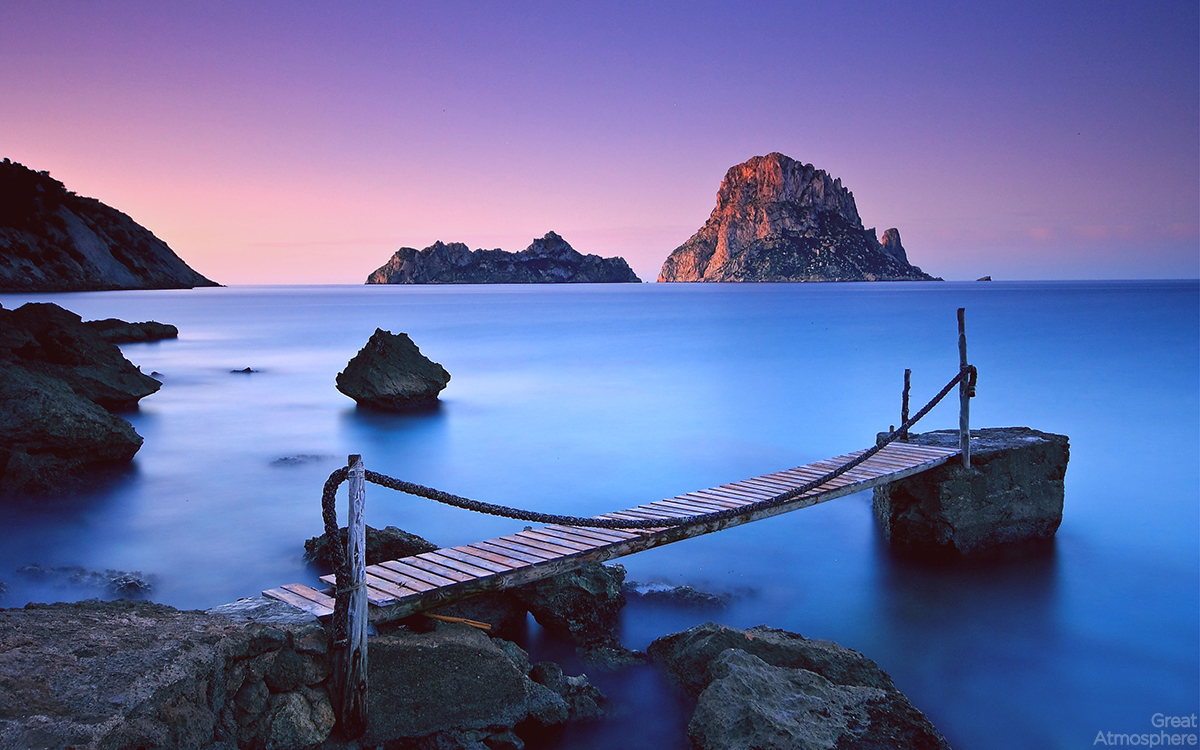 greatatmosphere-nature-landscapes-photography-beautiful-sea-blue-sunset-fog-purple-sky-ocean-rocks-horizon-art-photography-travel-evening-mountains-cliffs-beach-wooden-bridge-wallpapers