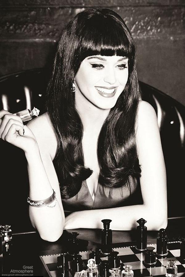 Katy-Perry-is-Beautiful-Playing-Chess-Katy-Perry-fashion-Photoshoot-2013